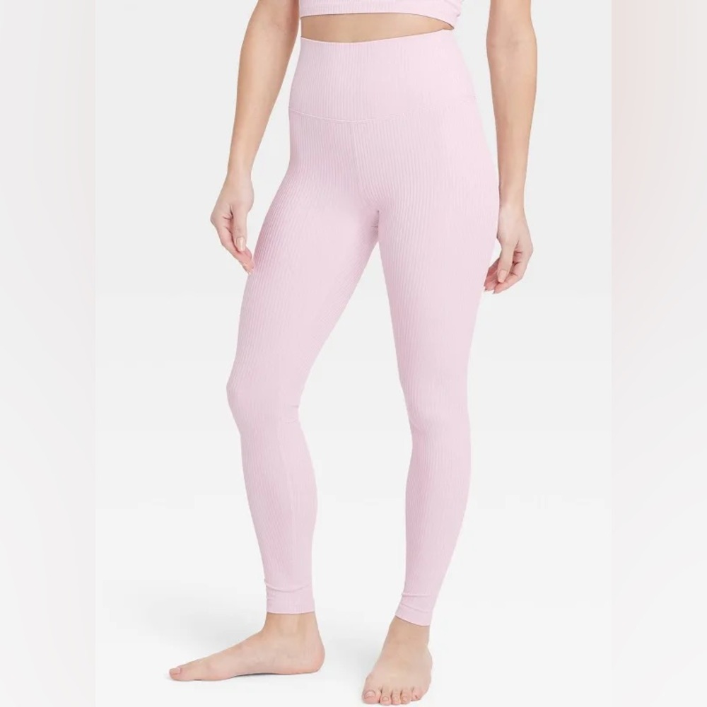 Brand new - all in motion leggings